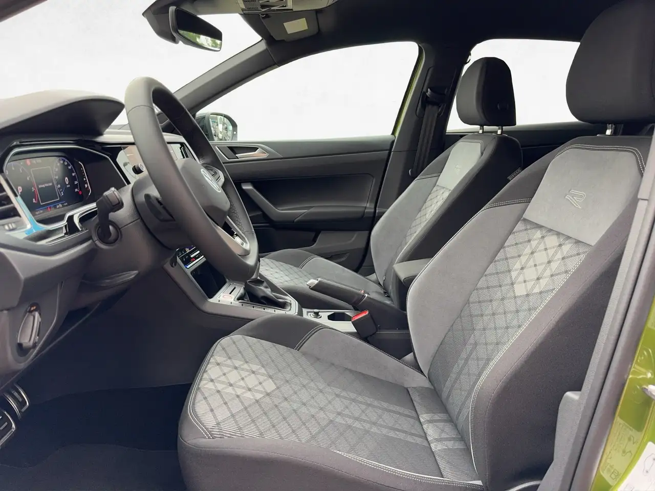 Volkswagen Taigo R-Line 1.0 TSI DSG /Rückfahrk/IQ.Drive/LED — Galerie du véhicule 8