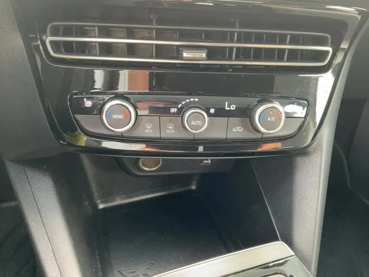 Opel Mokka 1.2 Turbo Elegance LED+SHZ+Winterp.+Kam. — معرض صور السيارة 17