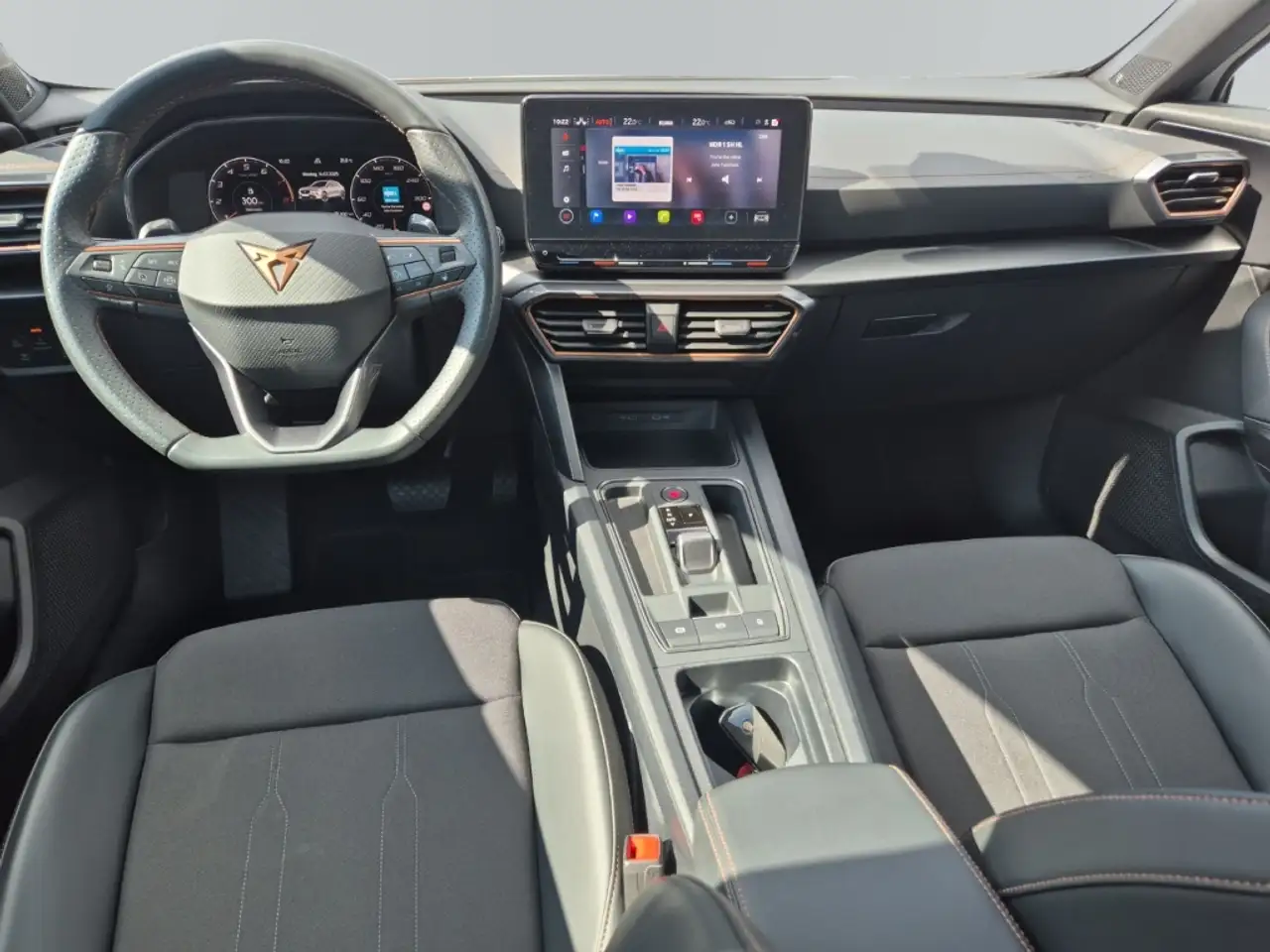CUPRA Formentor 1.5 TSI DSG AHK BEATS BLIS Cam SHZ FullLink — معرض صور السيارة 13
