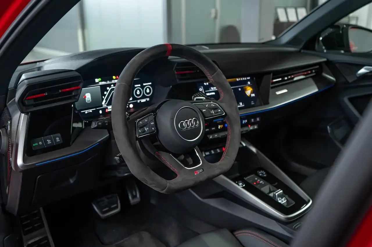 Audi RS3 ABT RS3-R 2.5 TFSI quattro KERAMIK MASSAGE 1/200 — معرض صور السيارة 17
