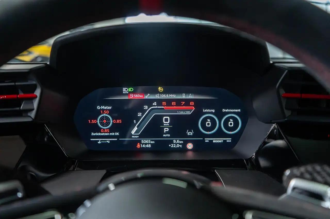 Audi RS3 ABT RS3-R 2.5 TFSI quattro KERAMIK MASSAGE 1/200 — معرض صور السيارة 23