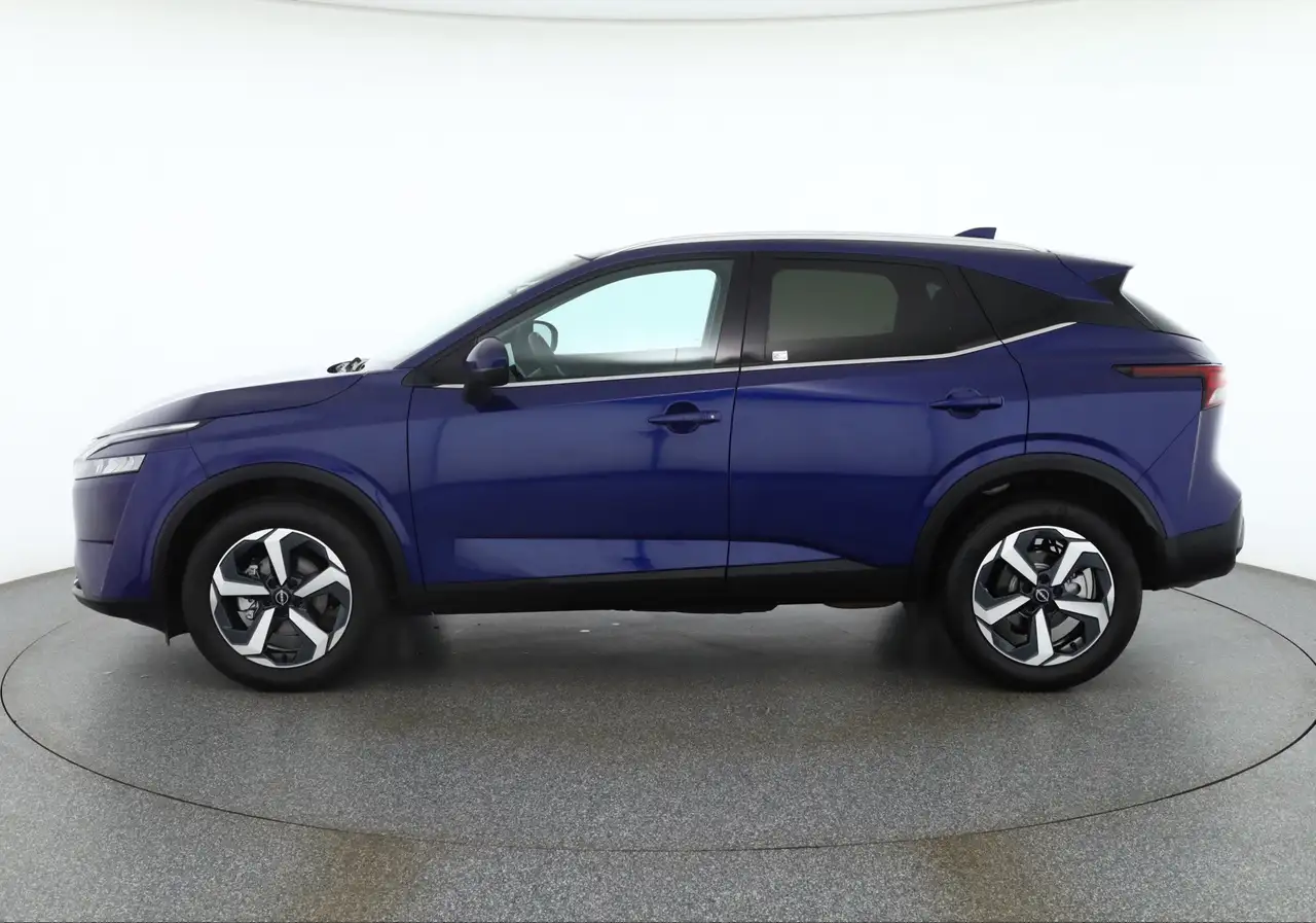 Nissan Qashqai N-Connecta 1.3 Dig-T LED ACC Navi Pano — Vehicle gallery 2