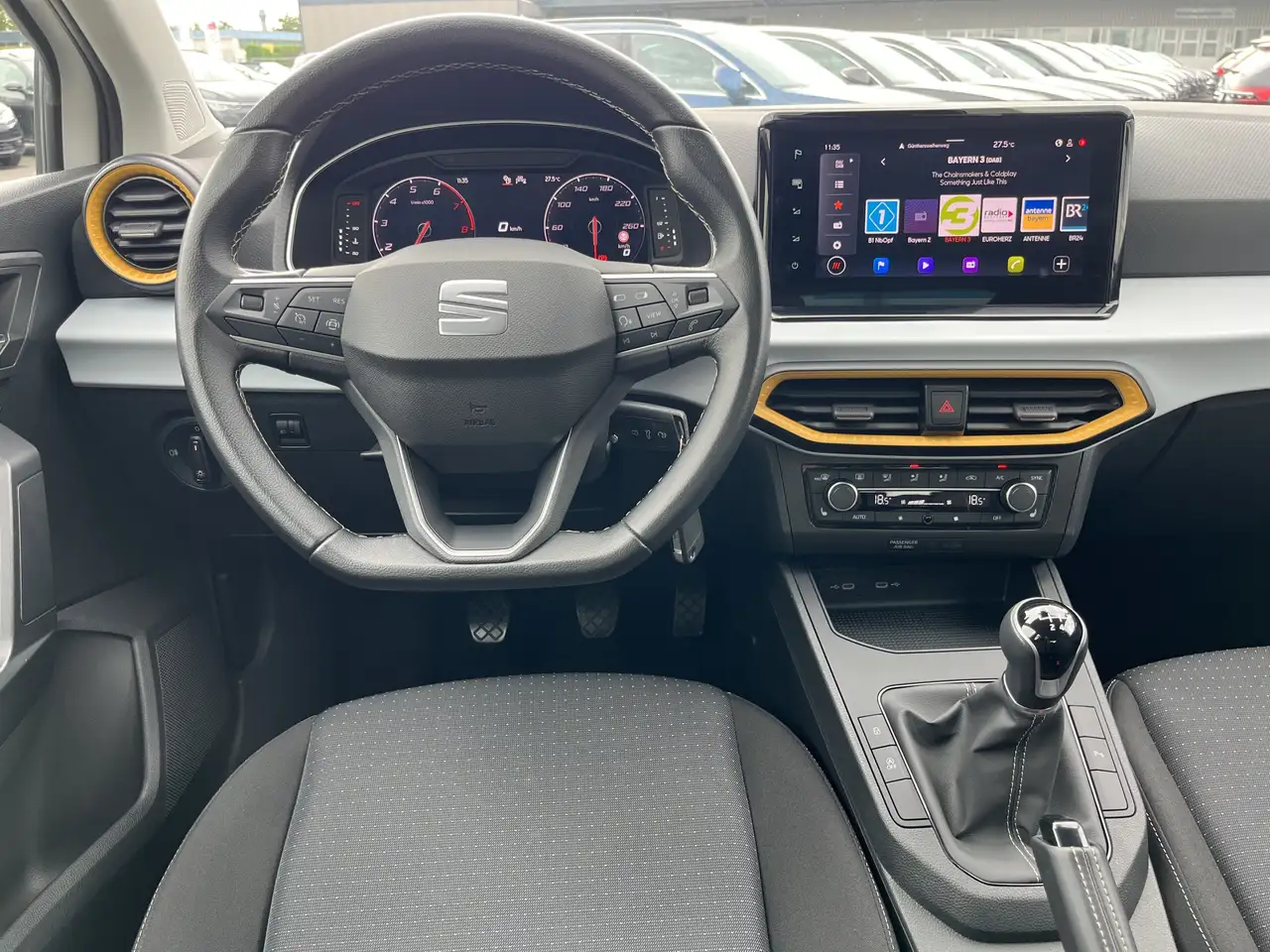SEAT Ibiza 1.0 TSI Style 104€ m.20% Anz. Navi RFK SHZ — Vehicle gallery 16