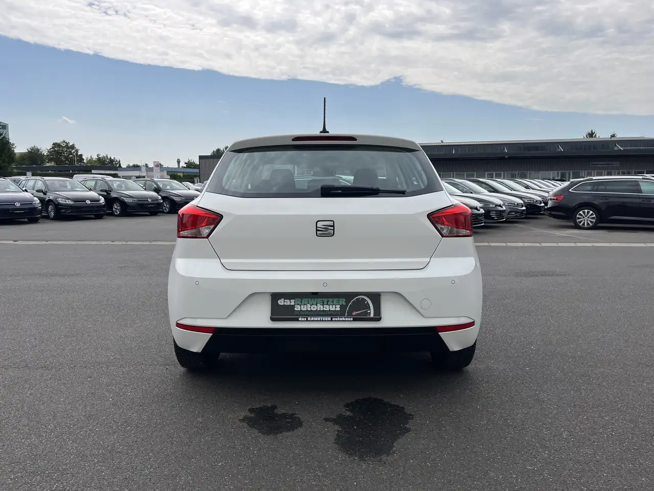 SEAT Ibiza 1.0 TSI Style 104€ m.20% Anz. Navi RFK SHZ — Vehicle gallery 9