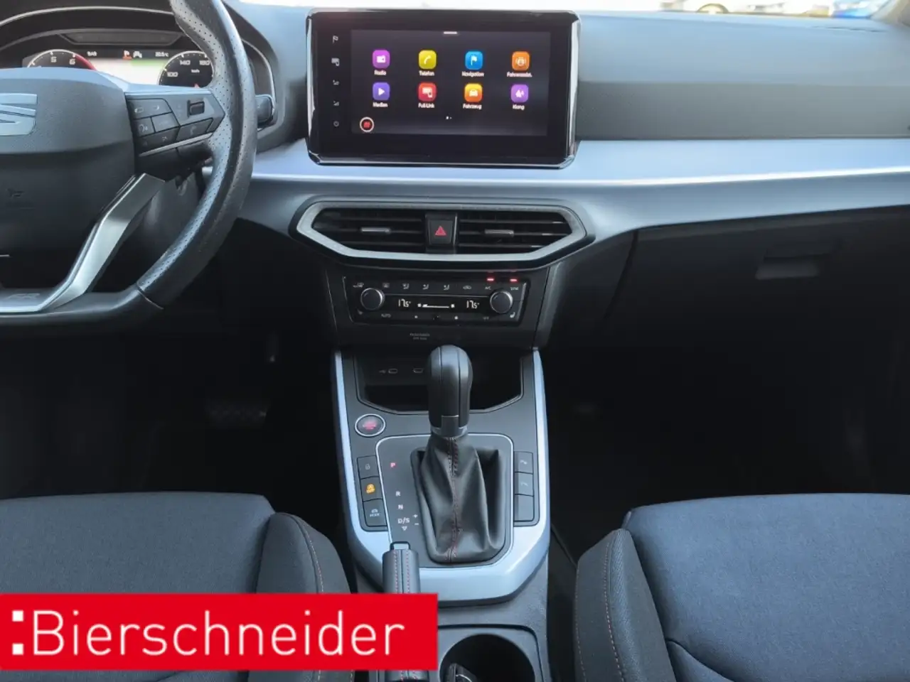 SEAT Arona 1.0 TSI DSG FR LED NAVI RFK ACC — Galerie du véhicule 24