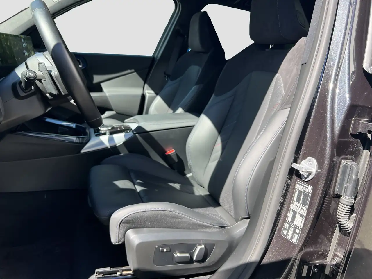 BMW X3 20 xDrive ///M-Sport LED DrvAss AHK RFK DAB — Galerie du véhicule 11