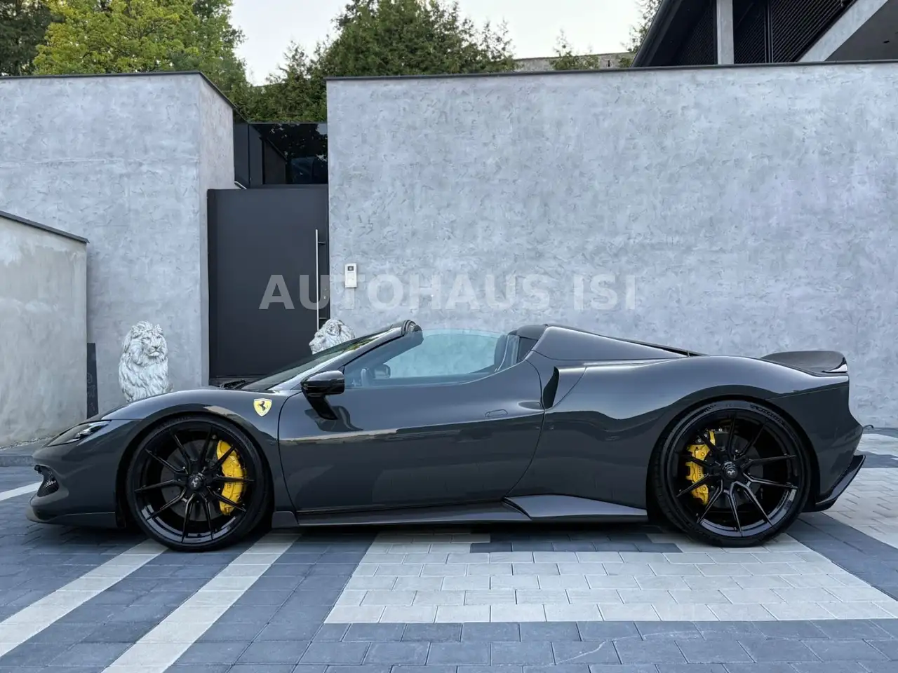 Ferrari 296 GTS NOVITEC,FULL CARBON ,RACE SEATS,JBL,FULL — Vehicle gallery 3