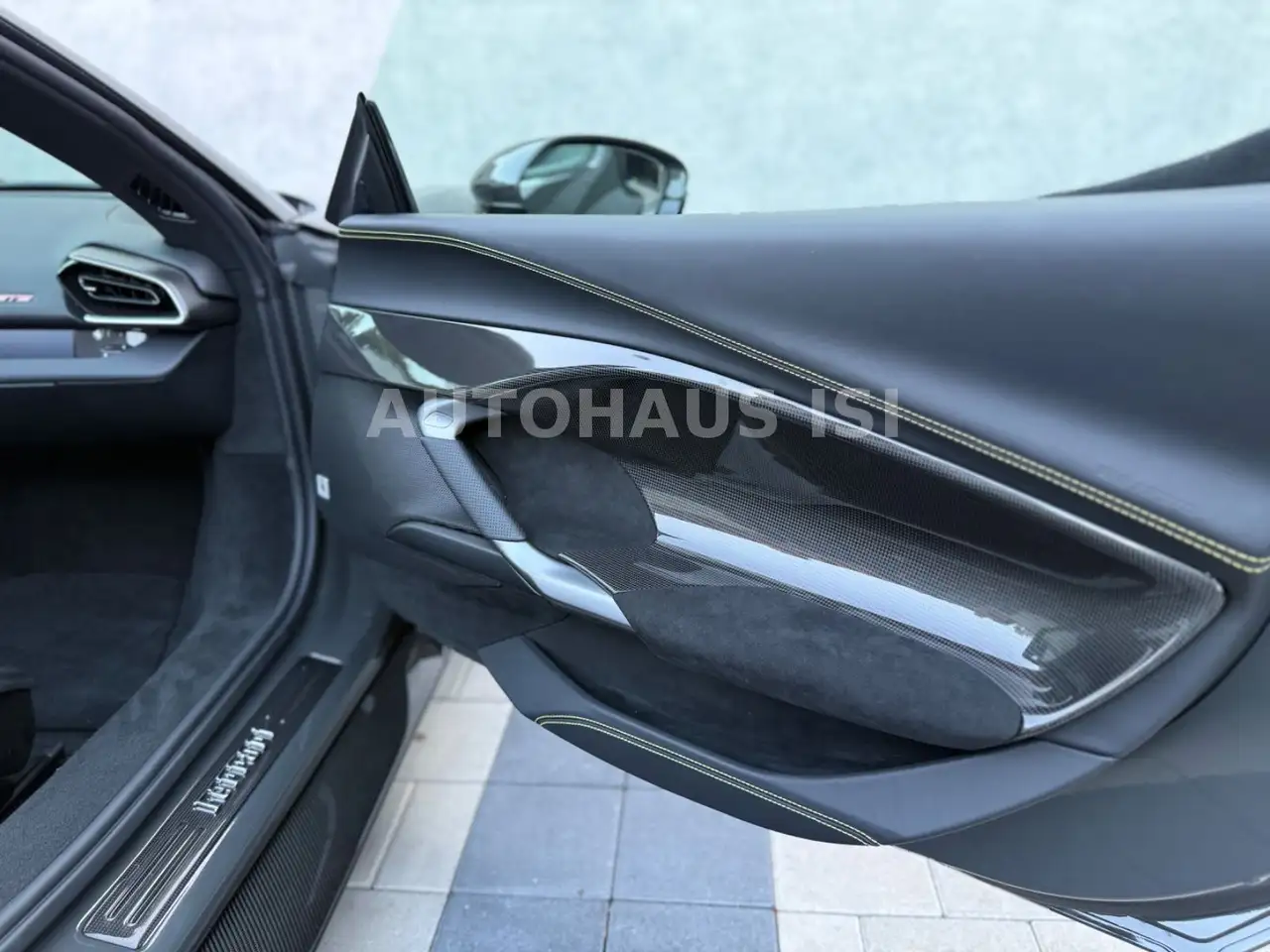 Ferrari 296 GTS NOVITEC,FULL CARBON ,RACE SEATS,JBL,FULL — Vehicle gallery 27