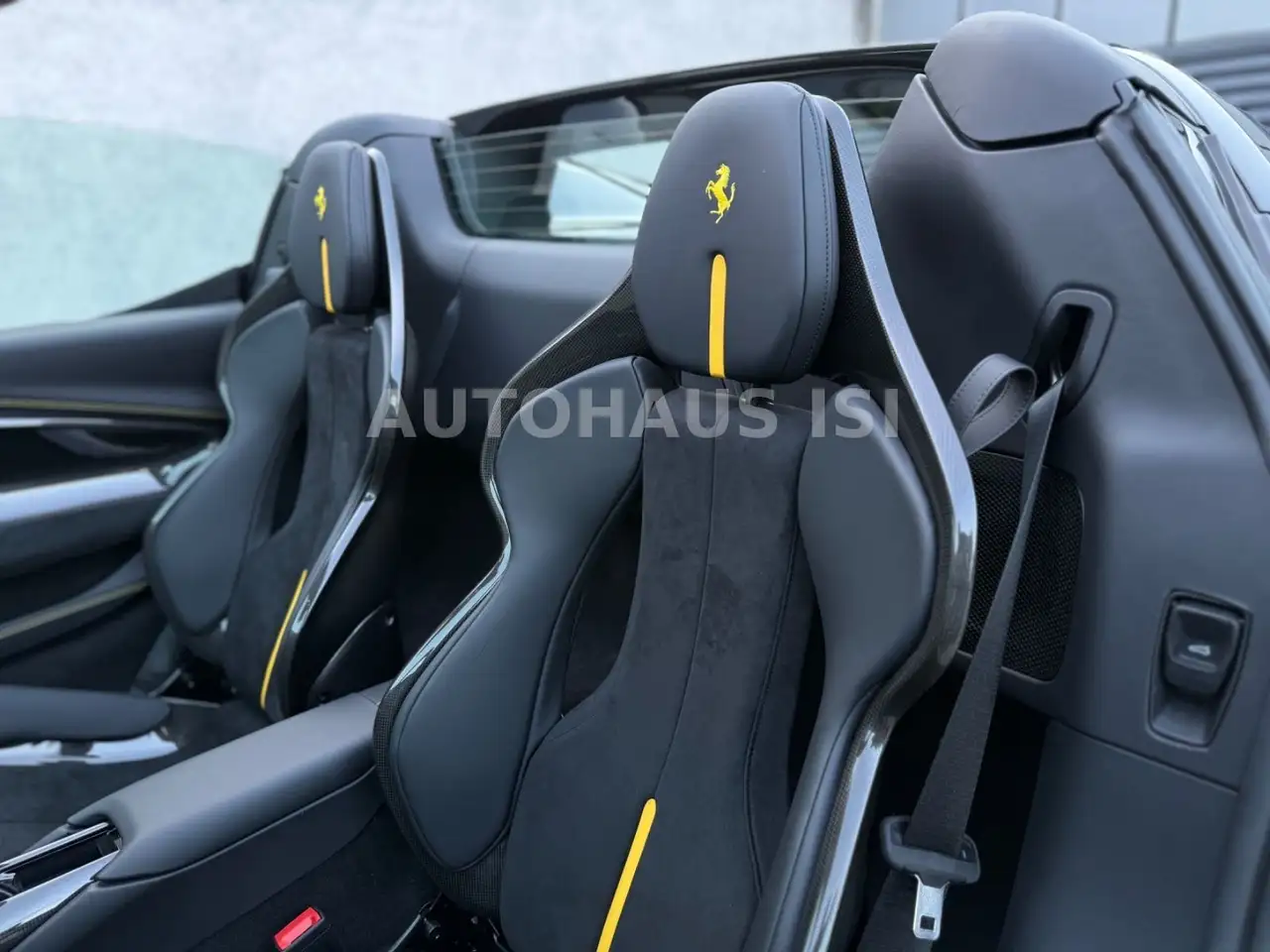 Ferrari 296 GTS NOVITEC,FULL CARBON ,RACE SEATS,JBL,FULL — Vehicle gallery 17