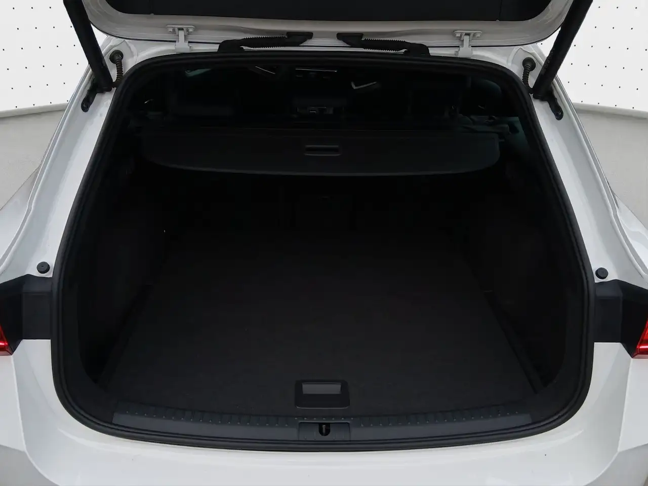 CUPRA Leon Sportstourer 2.0 TSI VZ CUP *LED*LEDER*BEAT — Galería del vehículo 10