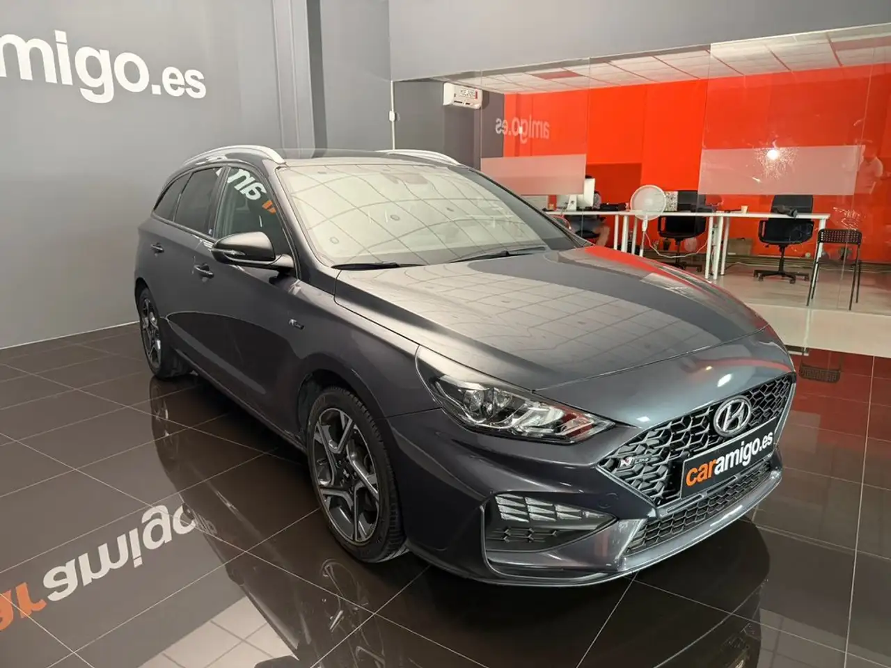 Hyundai i30 1.0 TGDI N Line 30 Aniversario — معرض صور السيارة 4