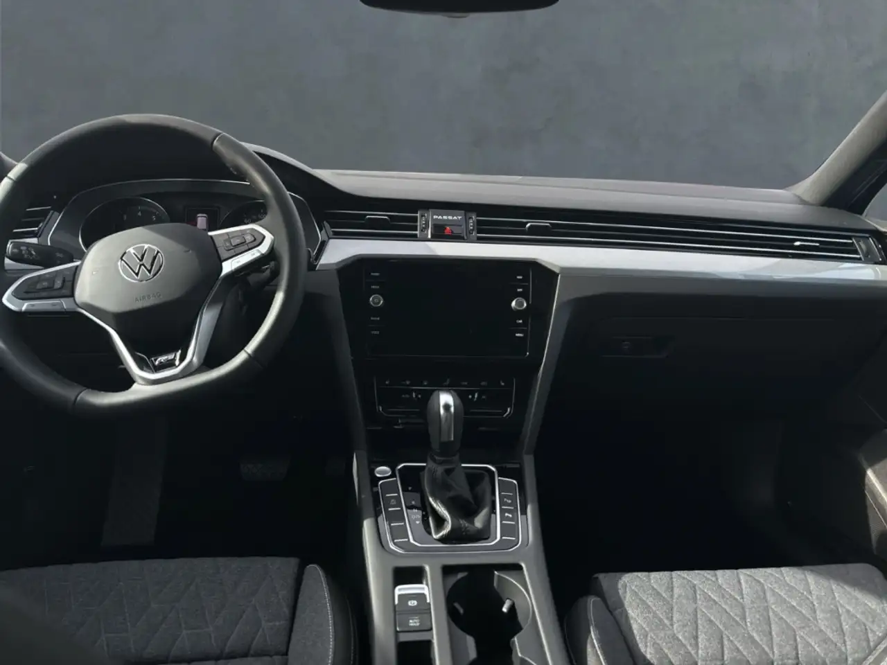 Volkswagen Passat Variant Business 2.0 TSI+Klimaautomatik-3-Zonen+Sportpaket — Galerie du véhicule 7