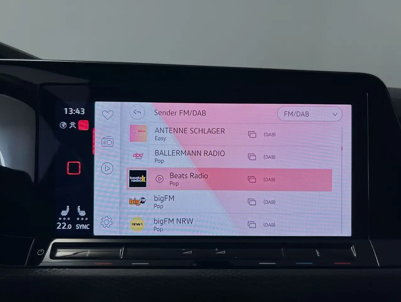 Volkswagen Golf GTI 2.0 TSI DSG CarPlay Black Matrix ACC — معرض صور السيارة 10