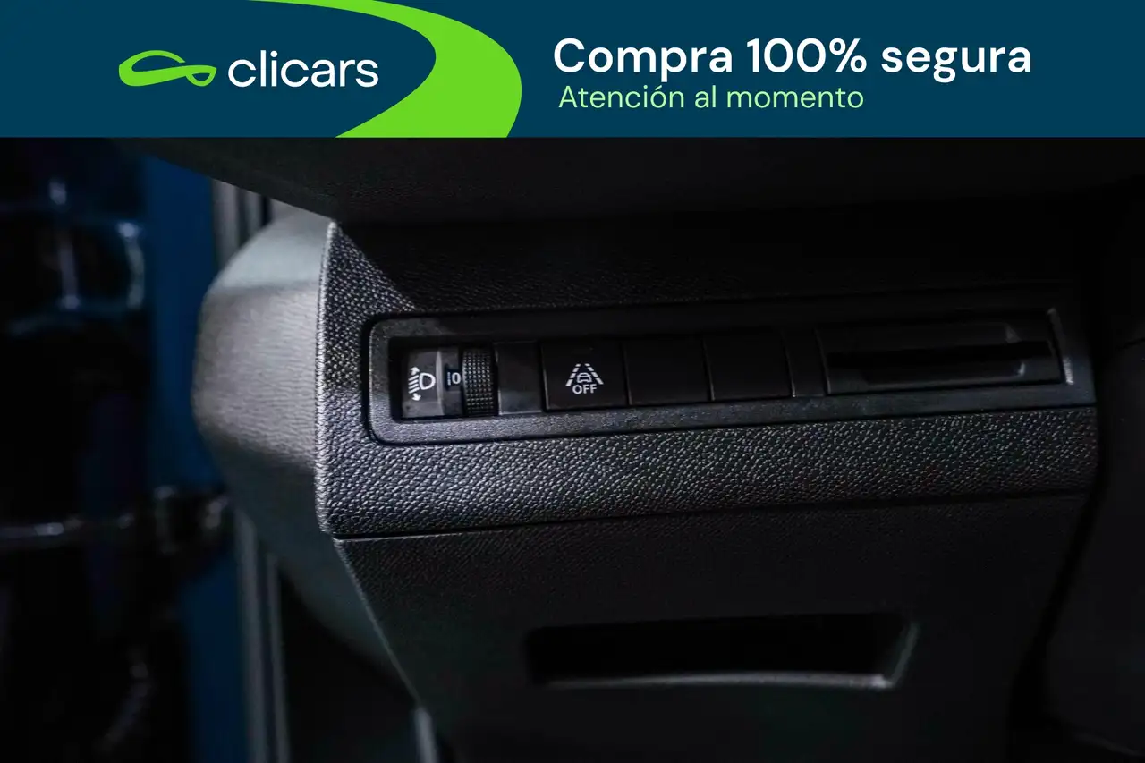 Peugeot 3008 Hybrid 136 Allure eDCS6 — Vehicle gallery 26