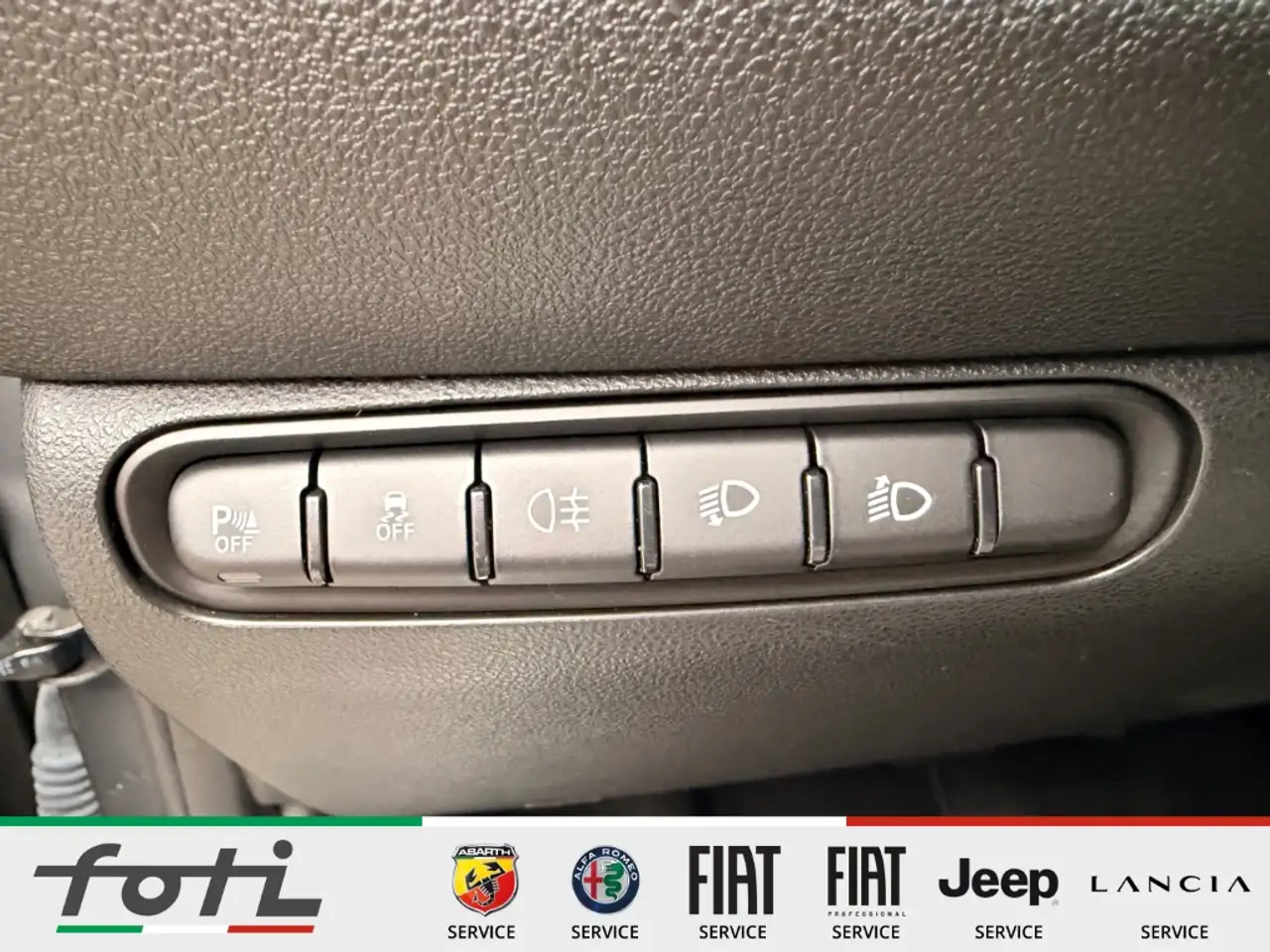 Fiat 500e La Prima by Bocelli 42kWh 118PS Leder — معرض صور السيارة 12