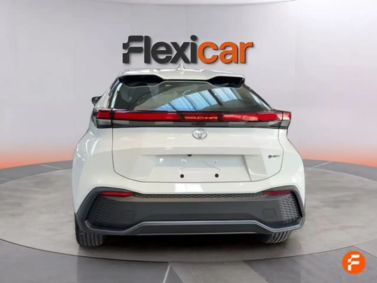 Toyota C-HR 140H Advance — معرض صور السيارة 7