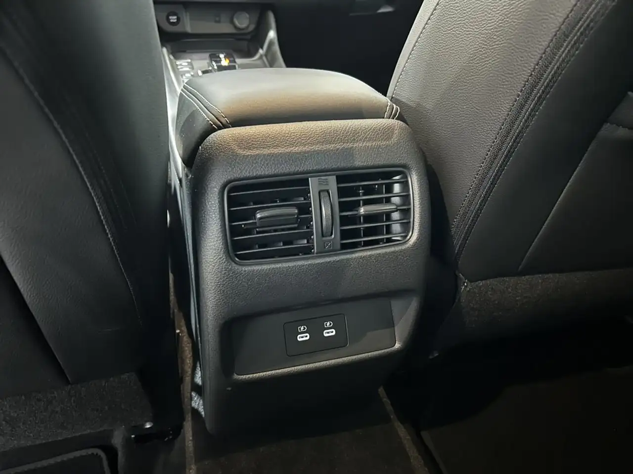 Nissan Qashqai E-POWER N-Connecta 4x2 140kW — معرض صور السيارة 16