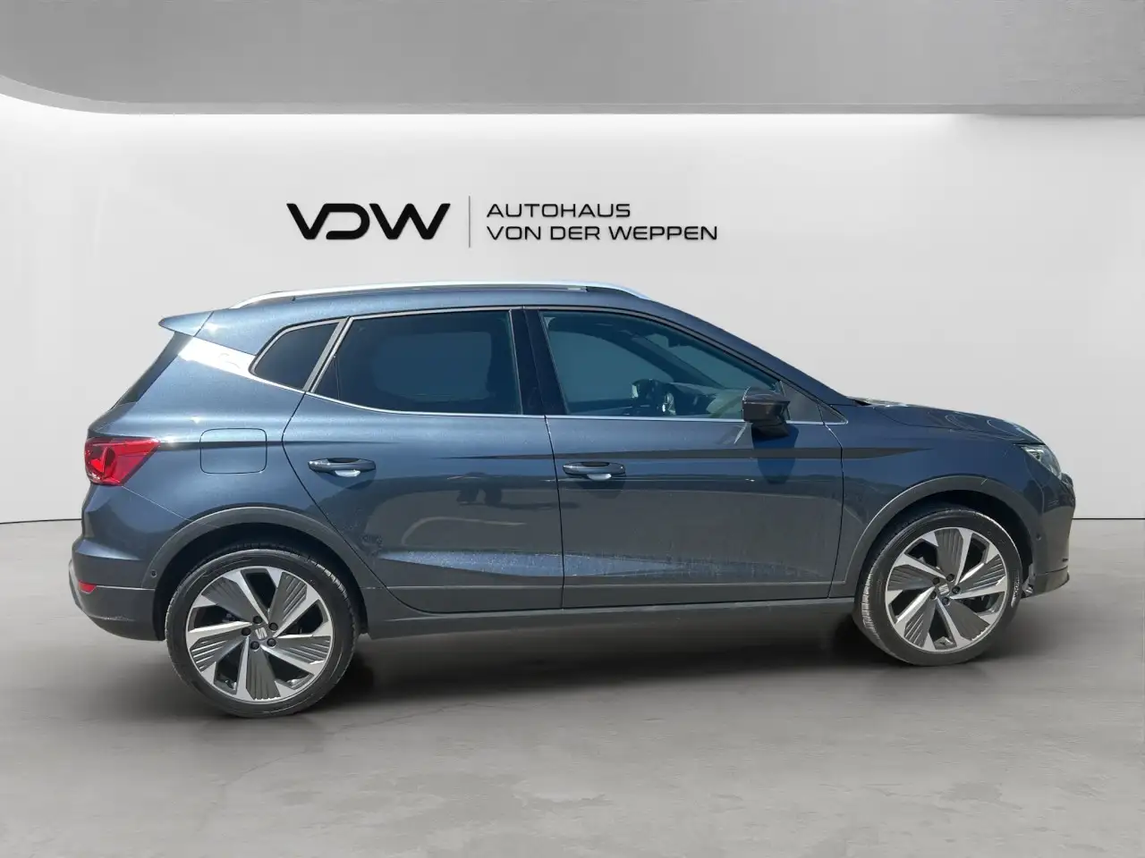 SEAT Arona FR Klima Navi Rückfahrkamera Sitzheizung — Vehicle gallery 11
