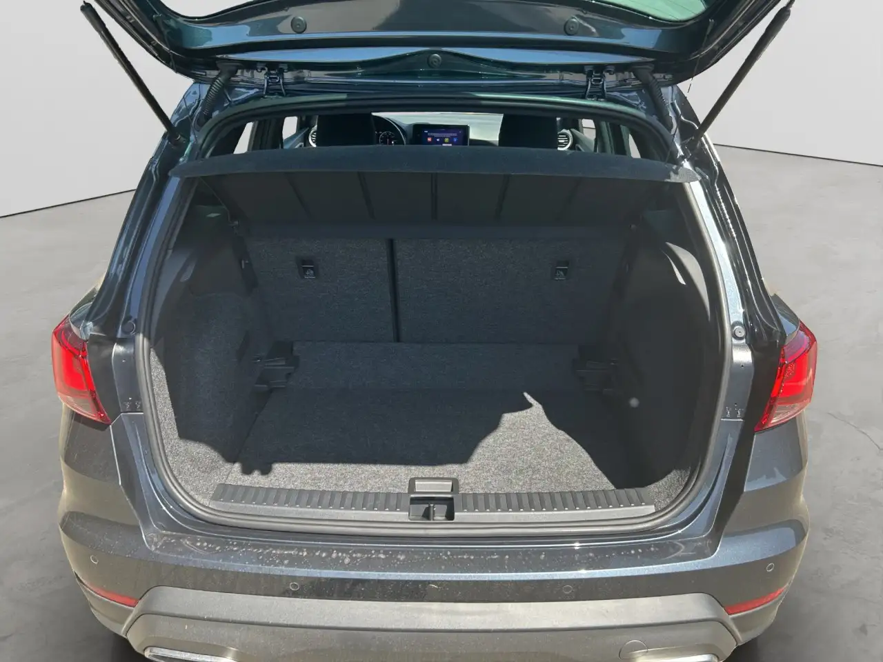 SEAT Arona FR Klima Navi Rückfahrkamera Sitzheizung — Vehicle gallery 9