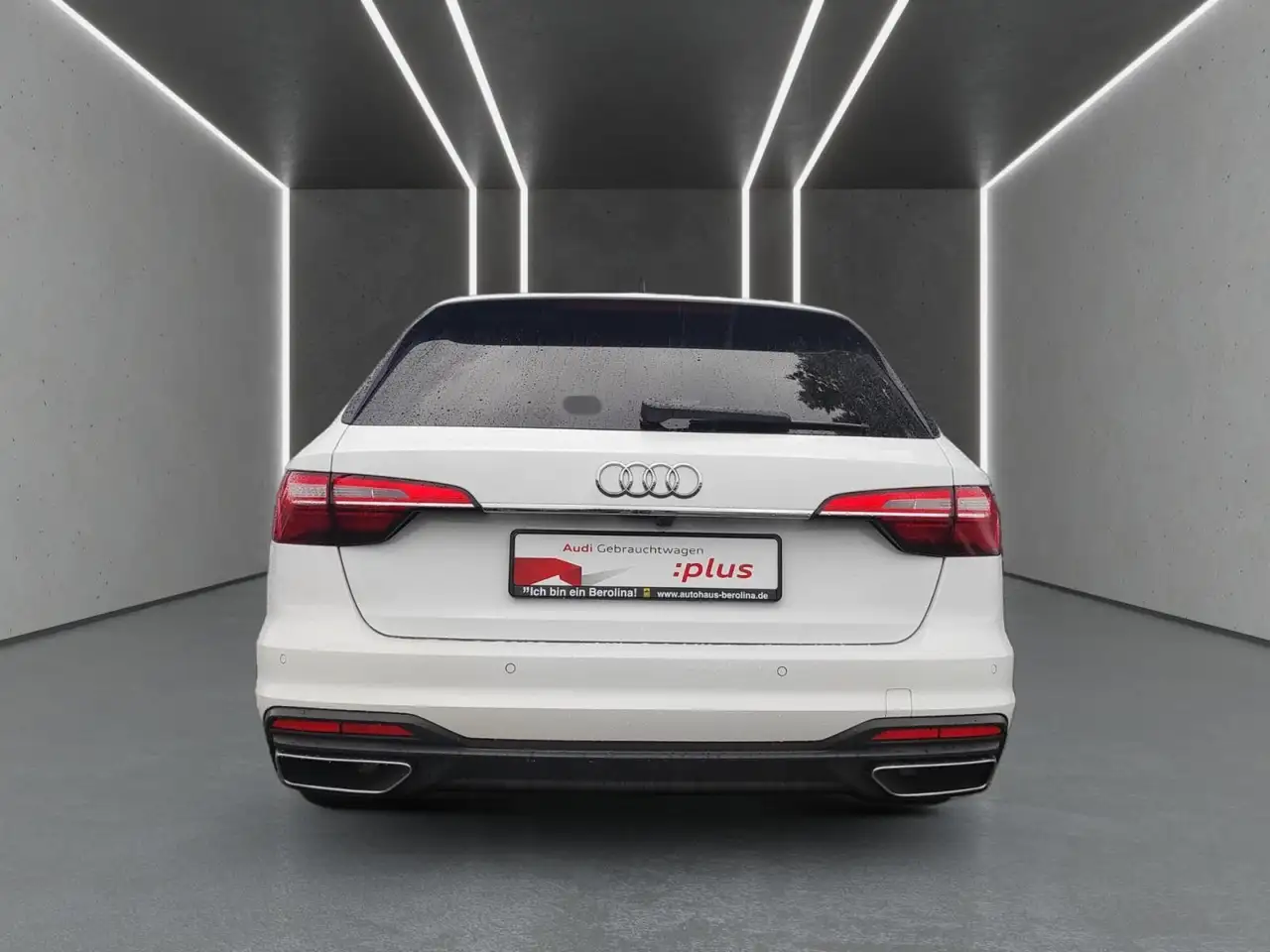 Audi A4 40 TFSI S tronic *NAV+*R-CAM*GRA*SHZ* — Vehicle gallery 5