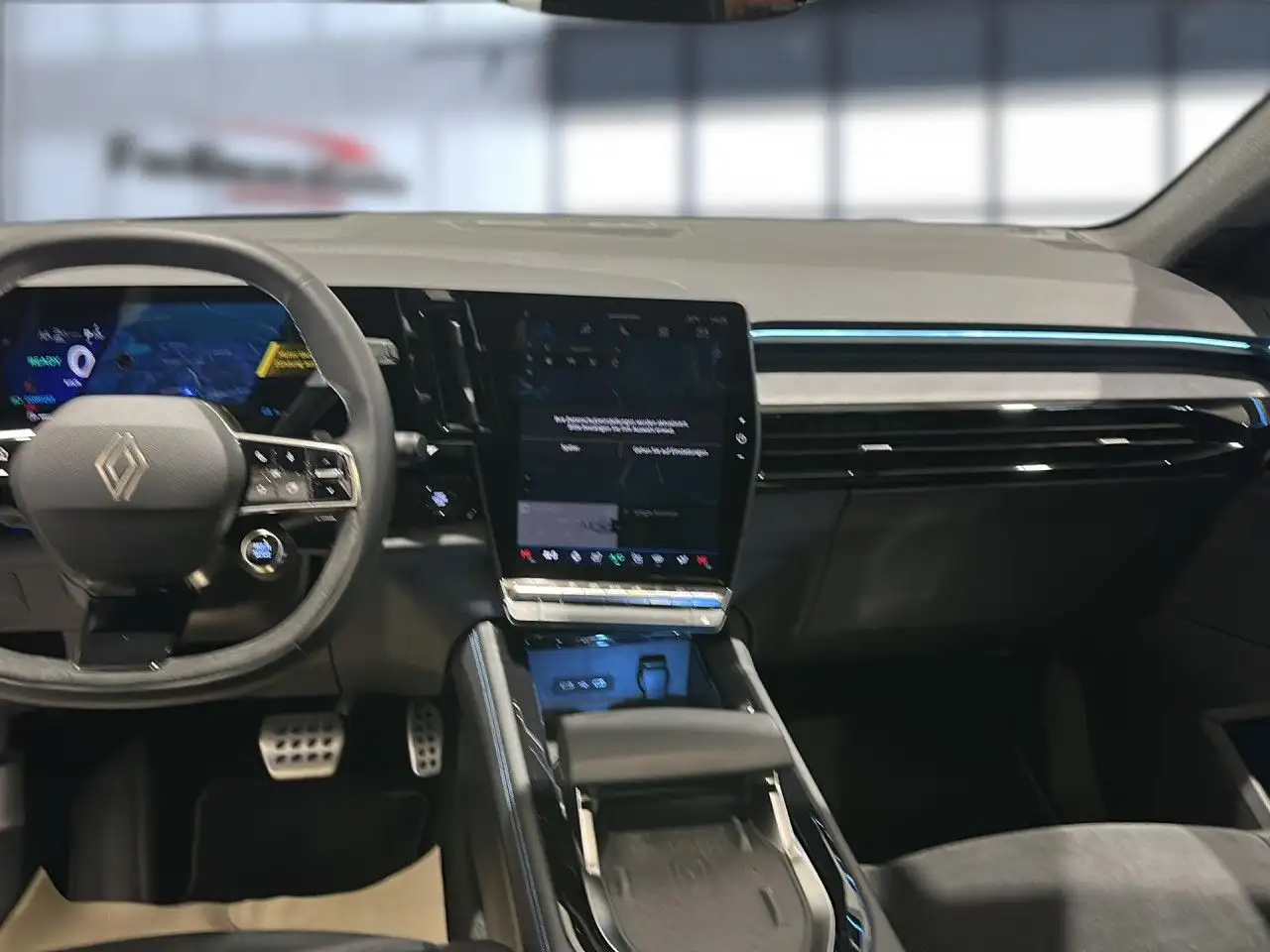 Renault Rafale 200 E-Tech FHEV Esprit Alpine Navi LED — معرض صور السيارة 14