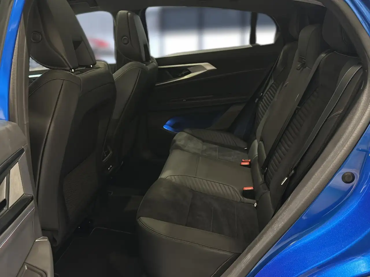 Renault Rafale 200 E-Tech FHEV Esprit Alpine Navi LED — معرض صور السيارة 12