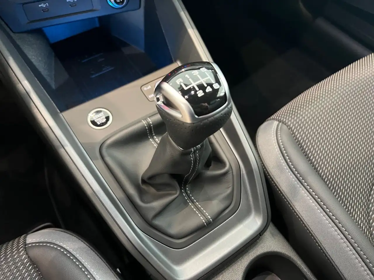 Audi A1 2xS line 30 TFSI ACC*Sitzheizung*K — Galería del vehículo 25