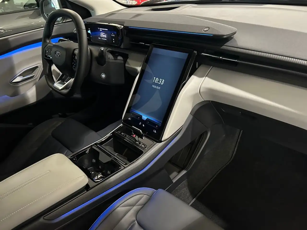 Ford Explorer RWD Rango Extendido Premium 77kWh — Galerie du véhicule 15