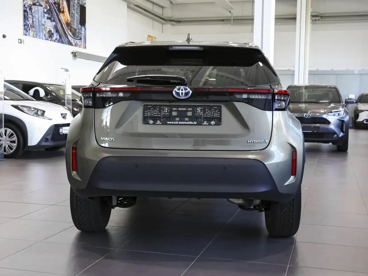 Toyota Yaris Cross 1.5 Hybrid Team D NAVI SHZ PDC KLIMA — Vehicle gallery 4