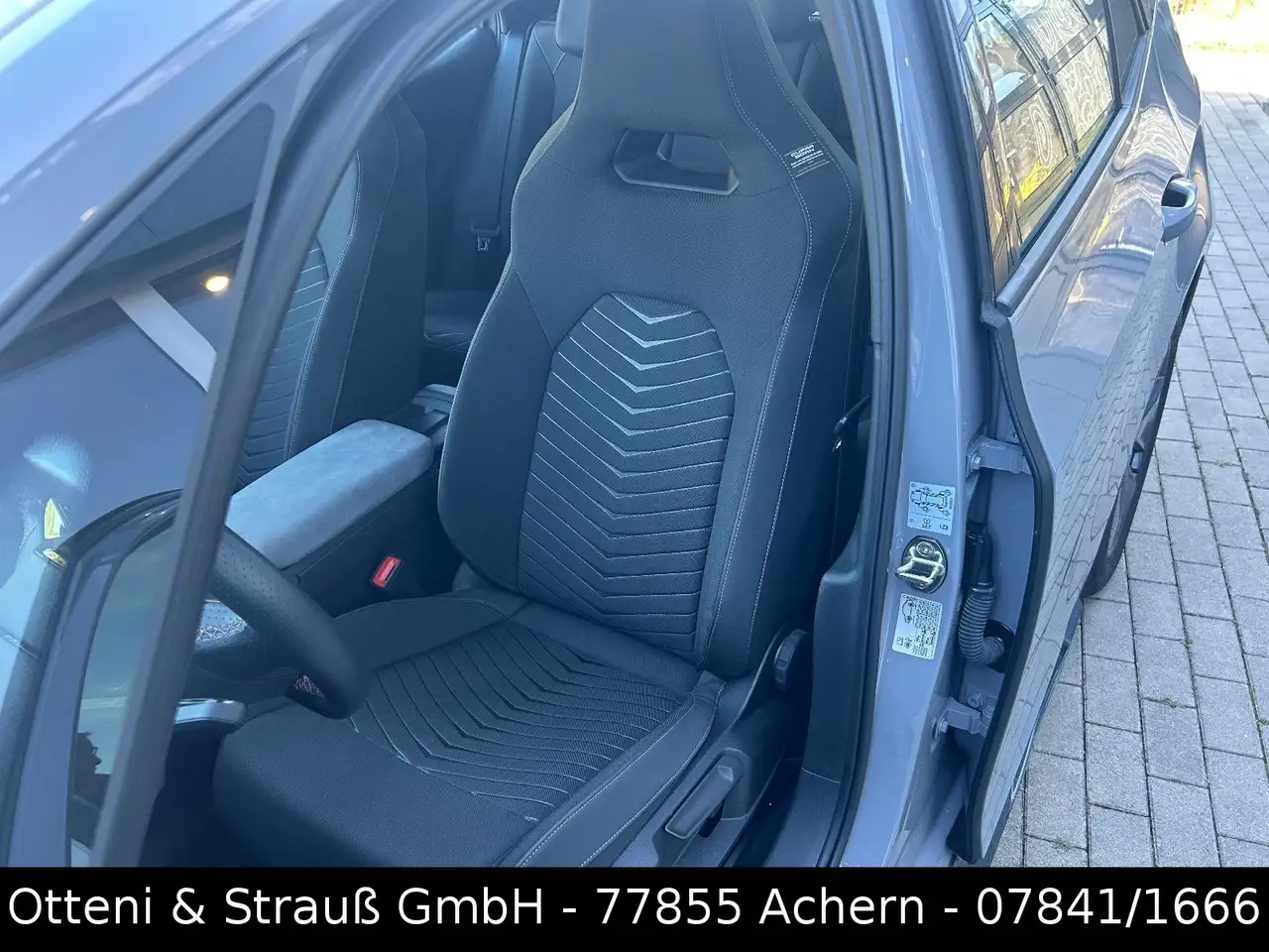 CUPRA Born 150 (62/58kWh) PDC*LED*CCS-Laden*KeylessGo — Vehicle gallery 11
