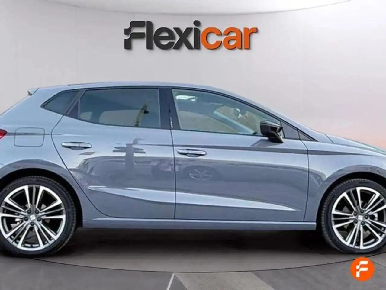 SEAT Ibiza 1.0 TSI S&S Special Edition DSG 115 — معرض صور السيارة 9