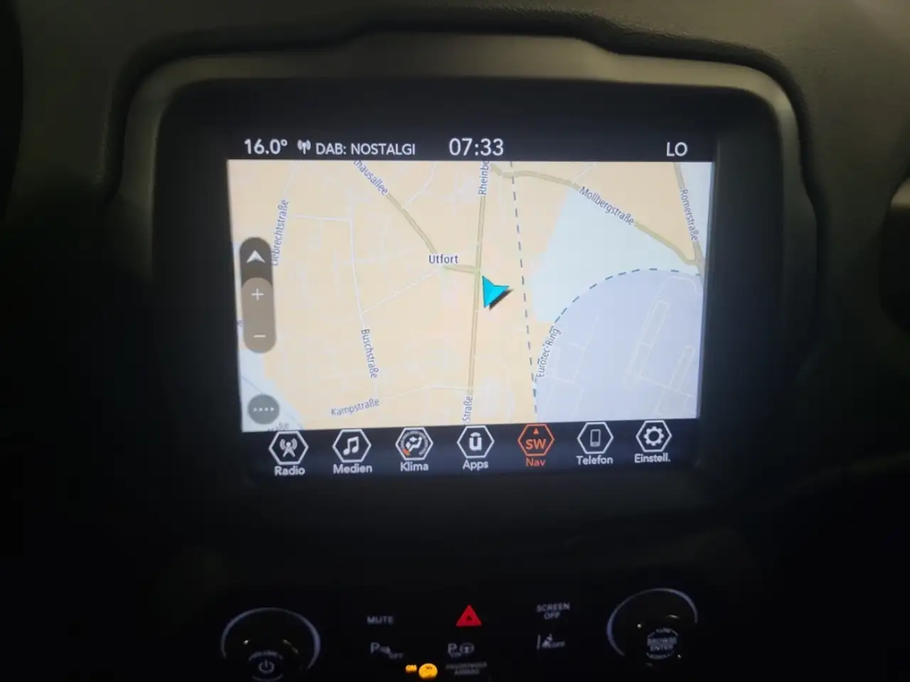 Jeep Renegade Longitude Mild-Hybrid ALLWETTER AUTOMATIK NAV LED — Galerie du véhicule 10