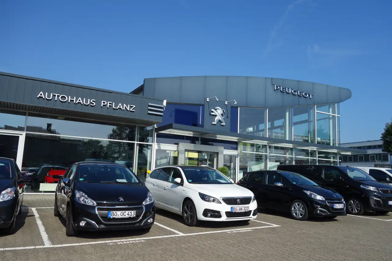 Opel Grandland GS 1.2 48V Hybrid 136 PS *NAVI*KAMERA*PDC* — Galería del vehículo 18