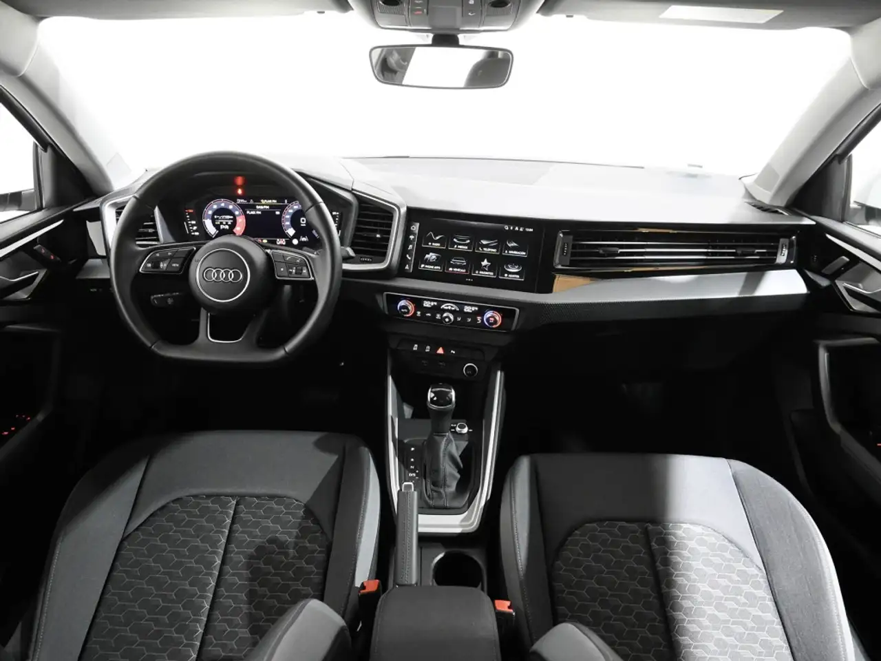 Audi A1 30 TFSI S tronic 85kW — Vehicle gallery 6