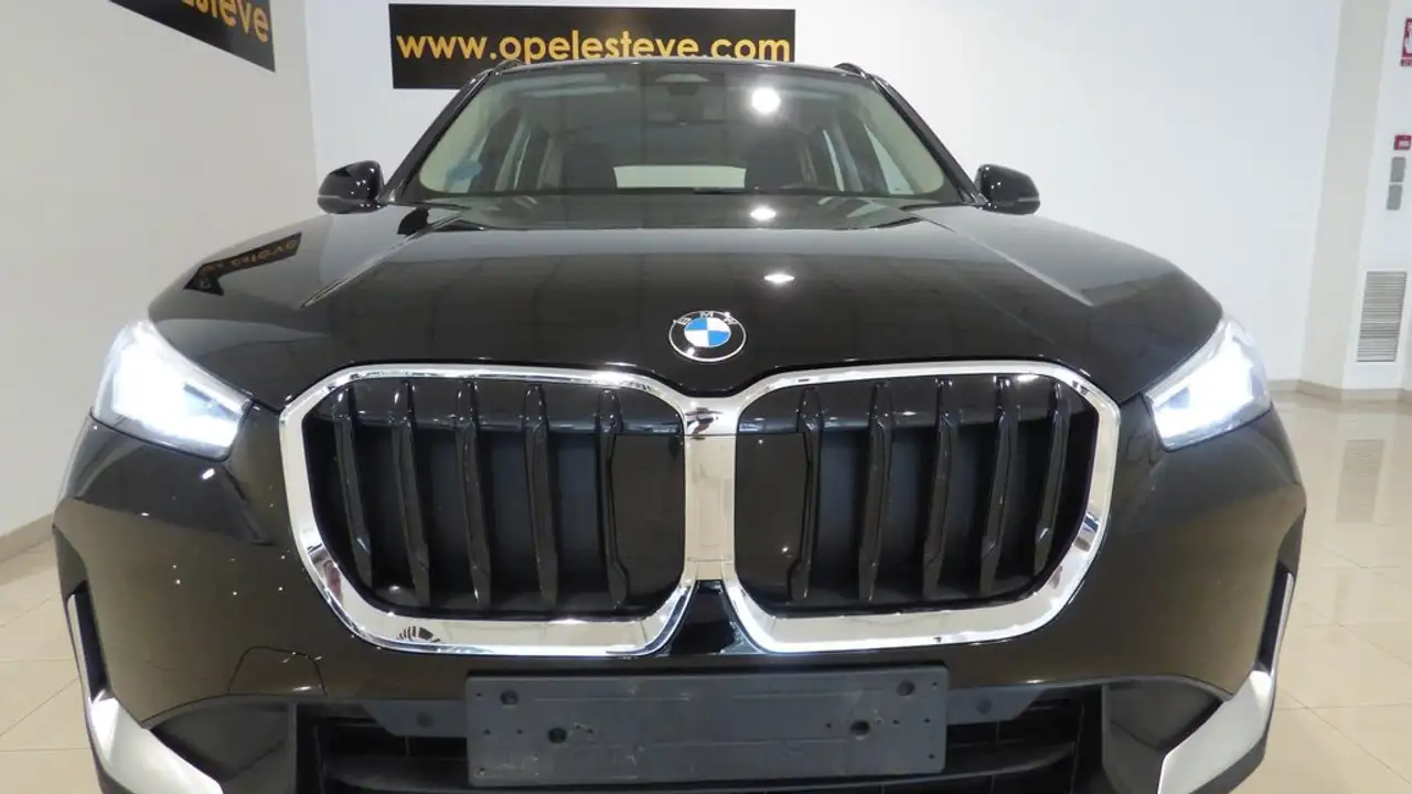 BMW X1 sDrive 18dA — Vehicle gallery 12