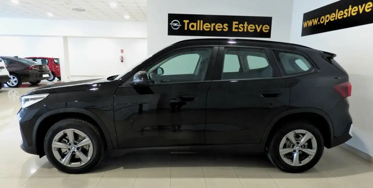 BMW X1 sDrive 18dA — Vehicle gallery 5