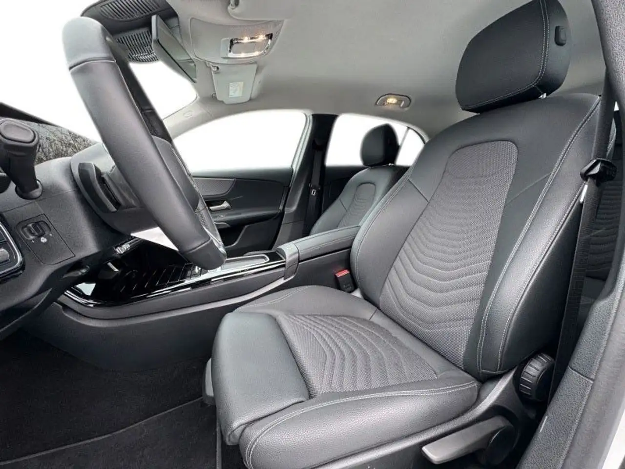 Mercedes-Benz A 250 A A 250 e — Galerie du véhicule 24