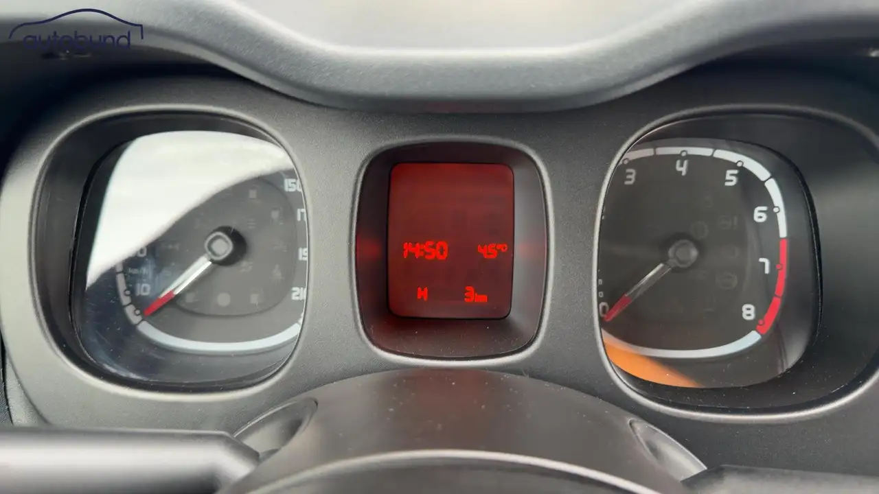 Fiat Panda 1,0 Hybrid (MHEV) Base DAB Radio — معرض صور السيارة 10