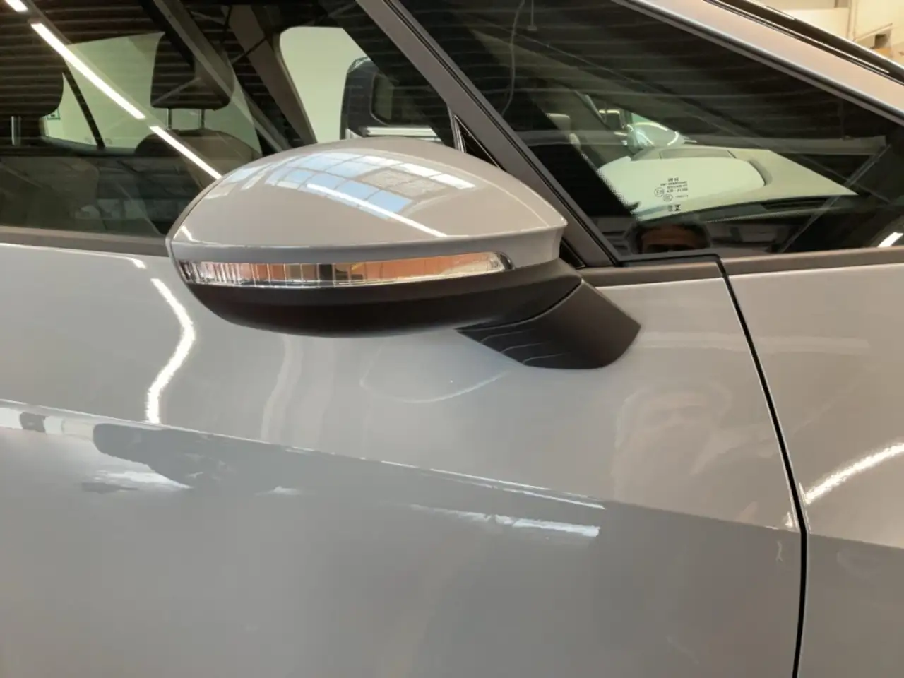 Volkswagen ID.3 Pro Move 58 kWh Alu LED Kamera Navi ACC Sitzh. — Galerie du véhicule 18