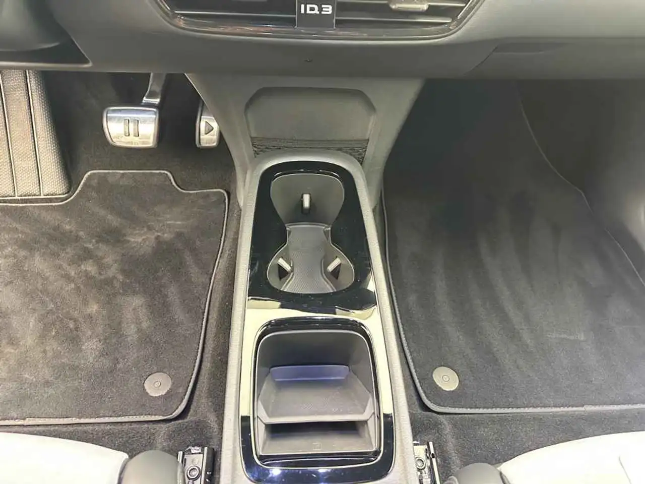Volkswagen ID.3 Pro Move *LED*NAV*ACC*PDC*R-CAM*SHZ* — معرض صور السيارة 15