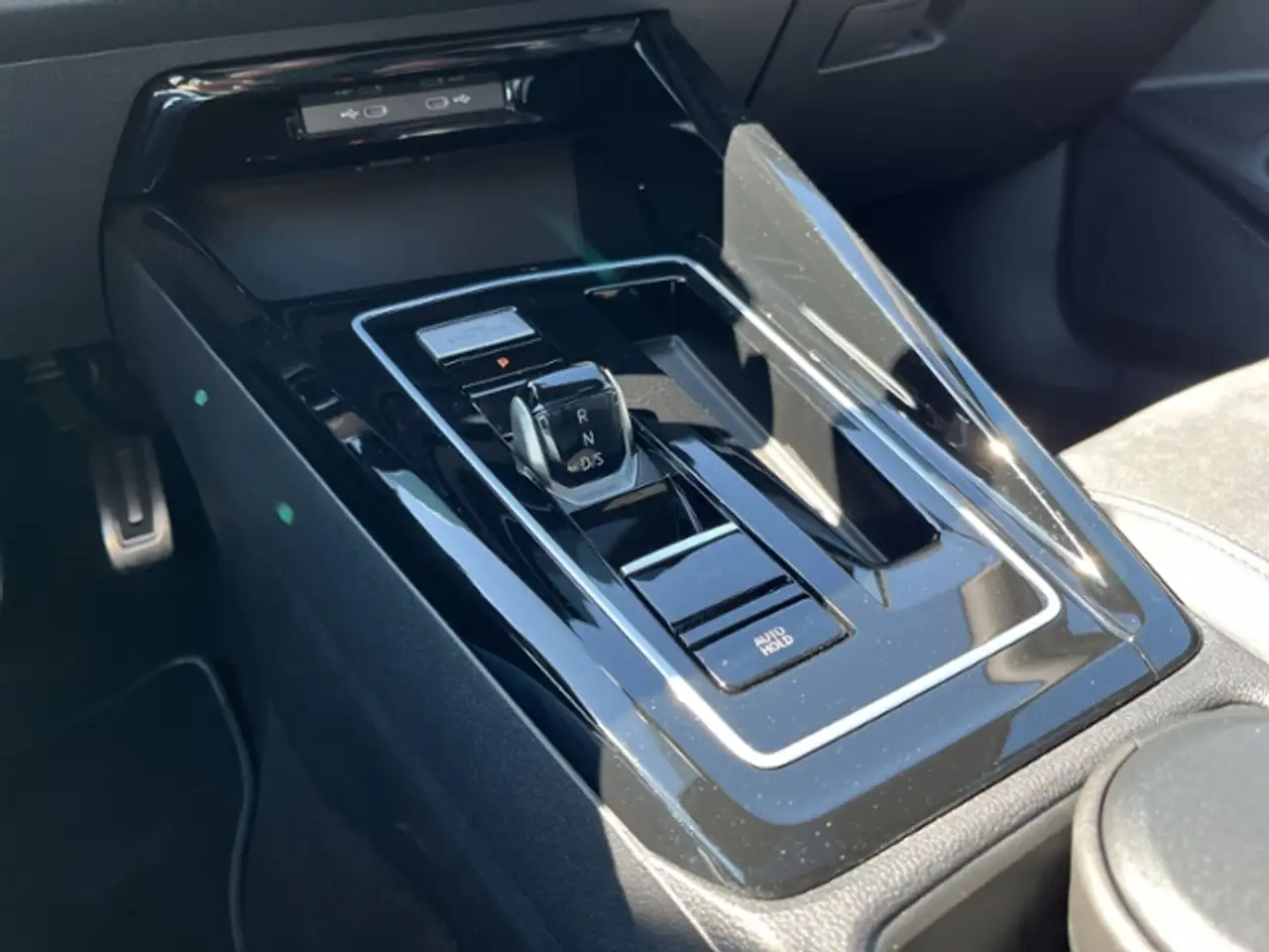 Volkswagen Golf EDITION 50 1.5 eTSI DSG — Galería del vehículo 13