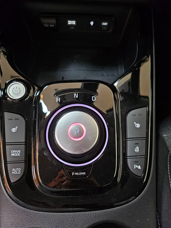 Kia Soul e-Soul Spirit — Vehicle gallery 13