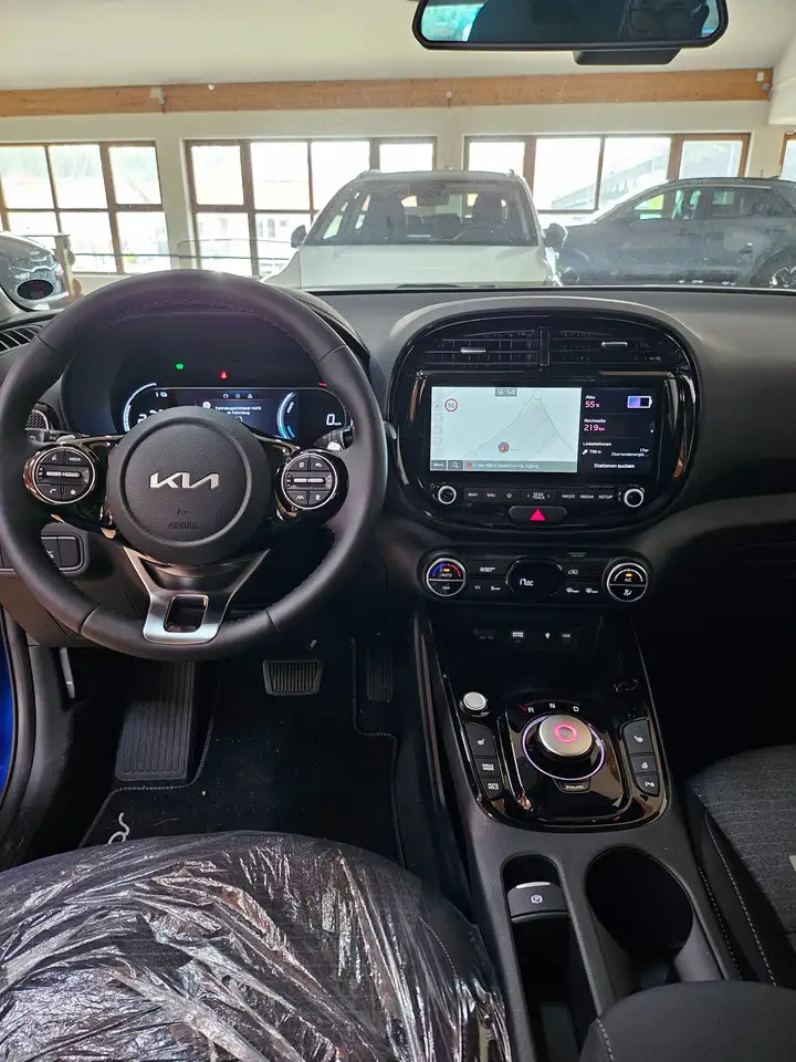 Kia Soul e-Soul Spirit — Vehicle gallery 9