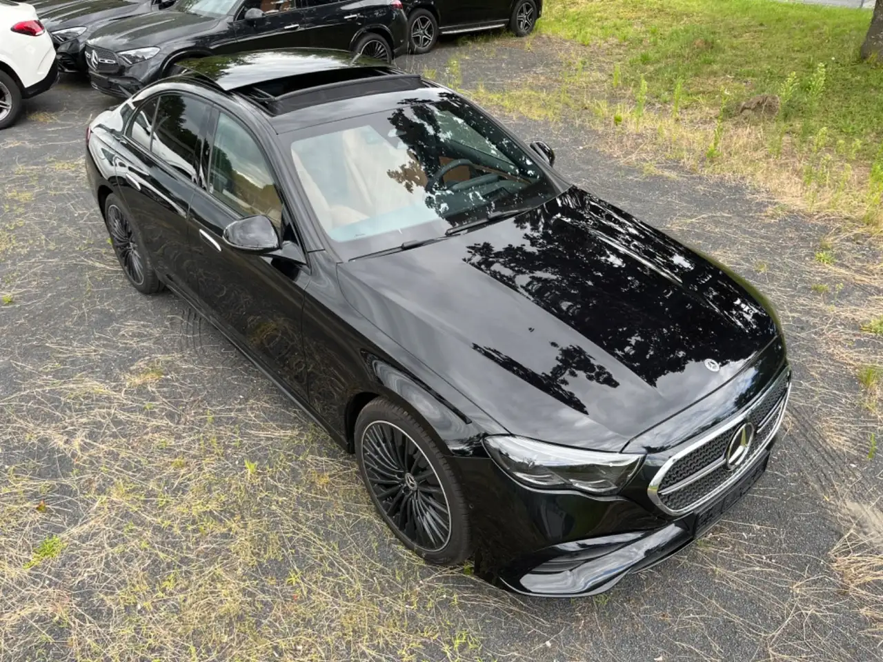 Mercedes-Benz E 200 E200 *AMG*Pano*Memory*Superscreen*Head-Up*Night* — Vehicle gallery 24