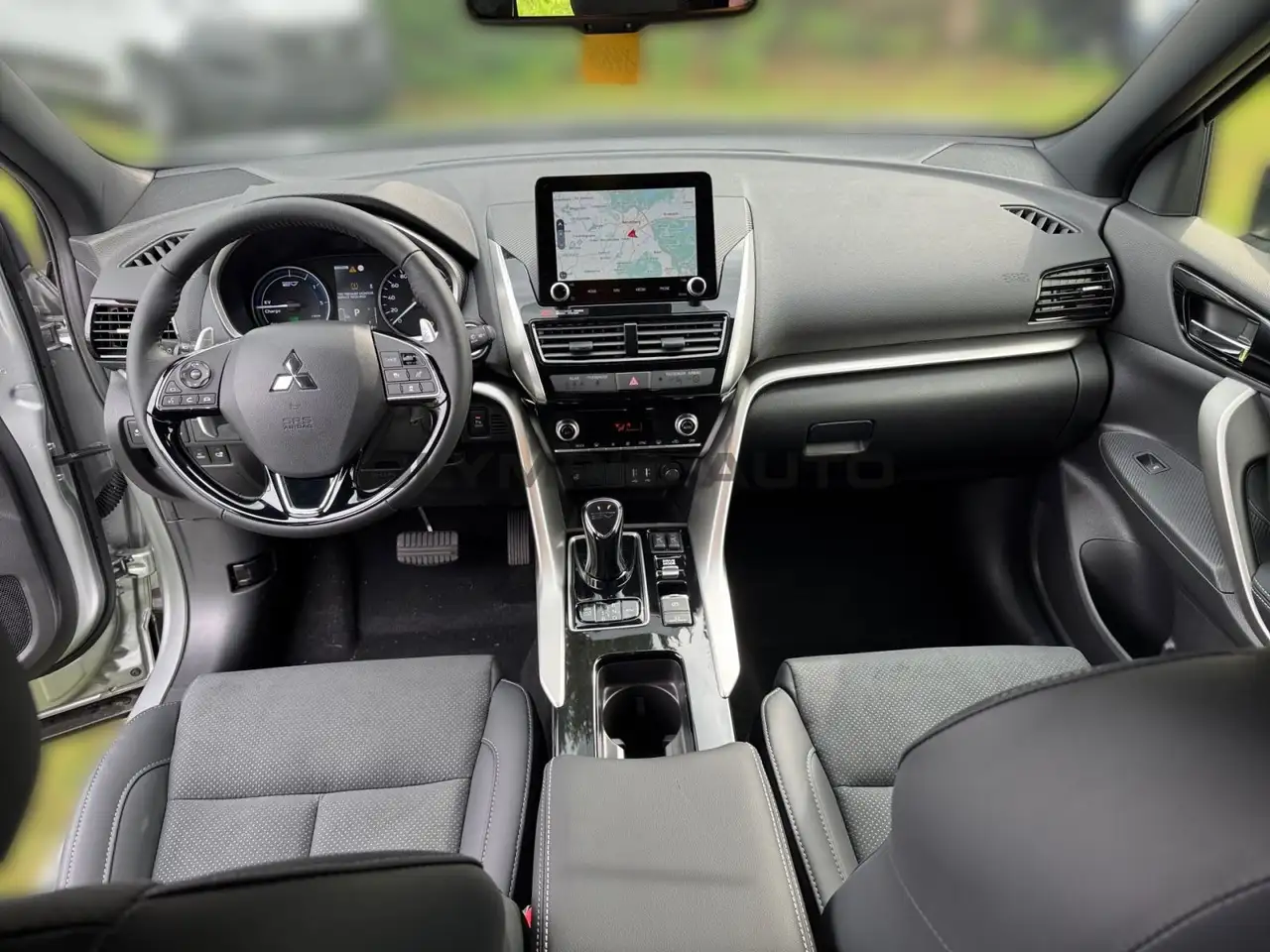 Mitsubishi Eclipse Cross 2.4 Plug-In Hybrid Select 360° LE — معرض صور السيارة 10