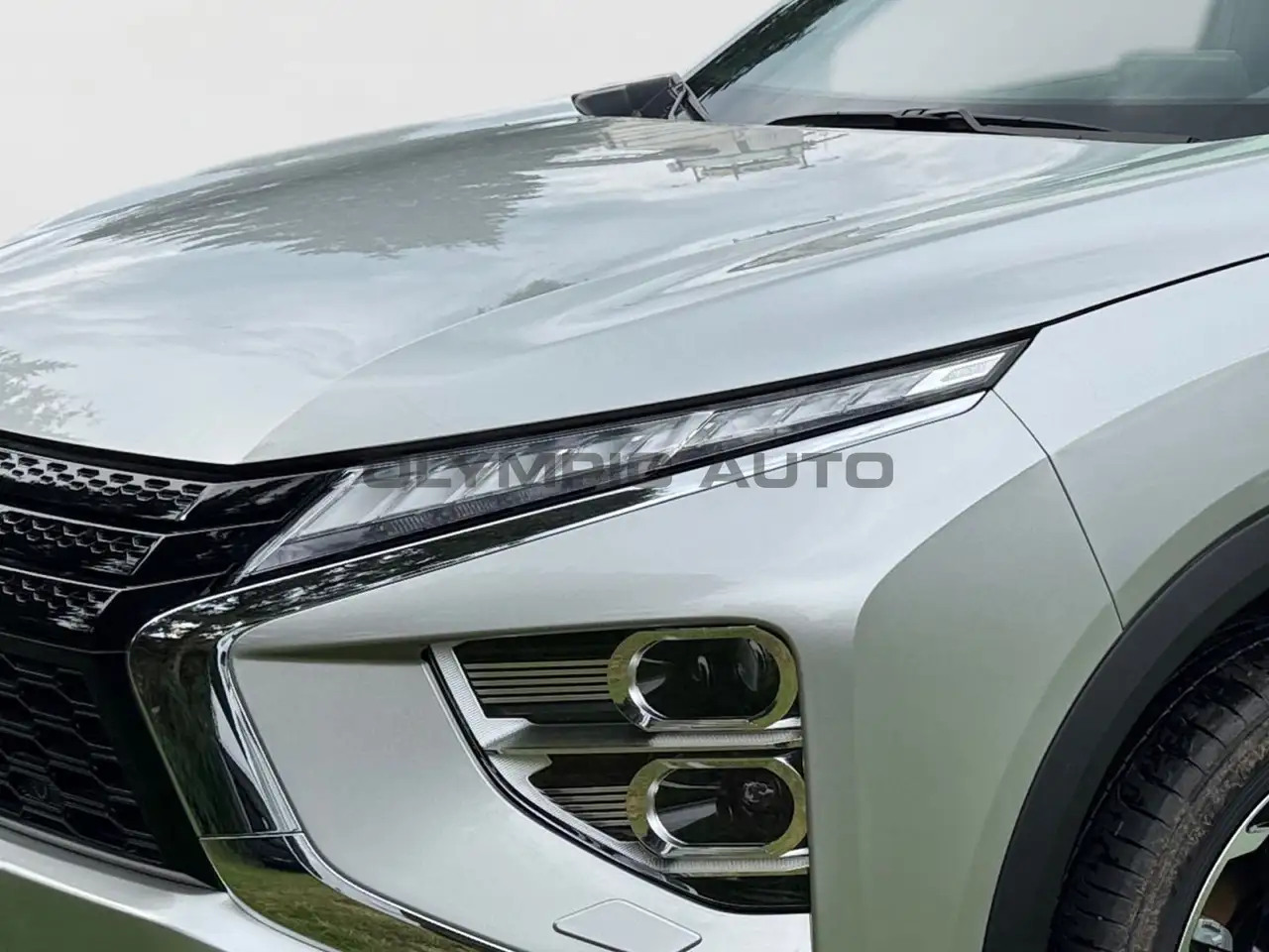 Mitsubishi Eclipse Cross 2.4 Plug-In Hybrid Select 360° LE — معرض صور السيارة 5