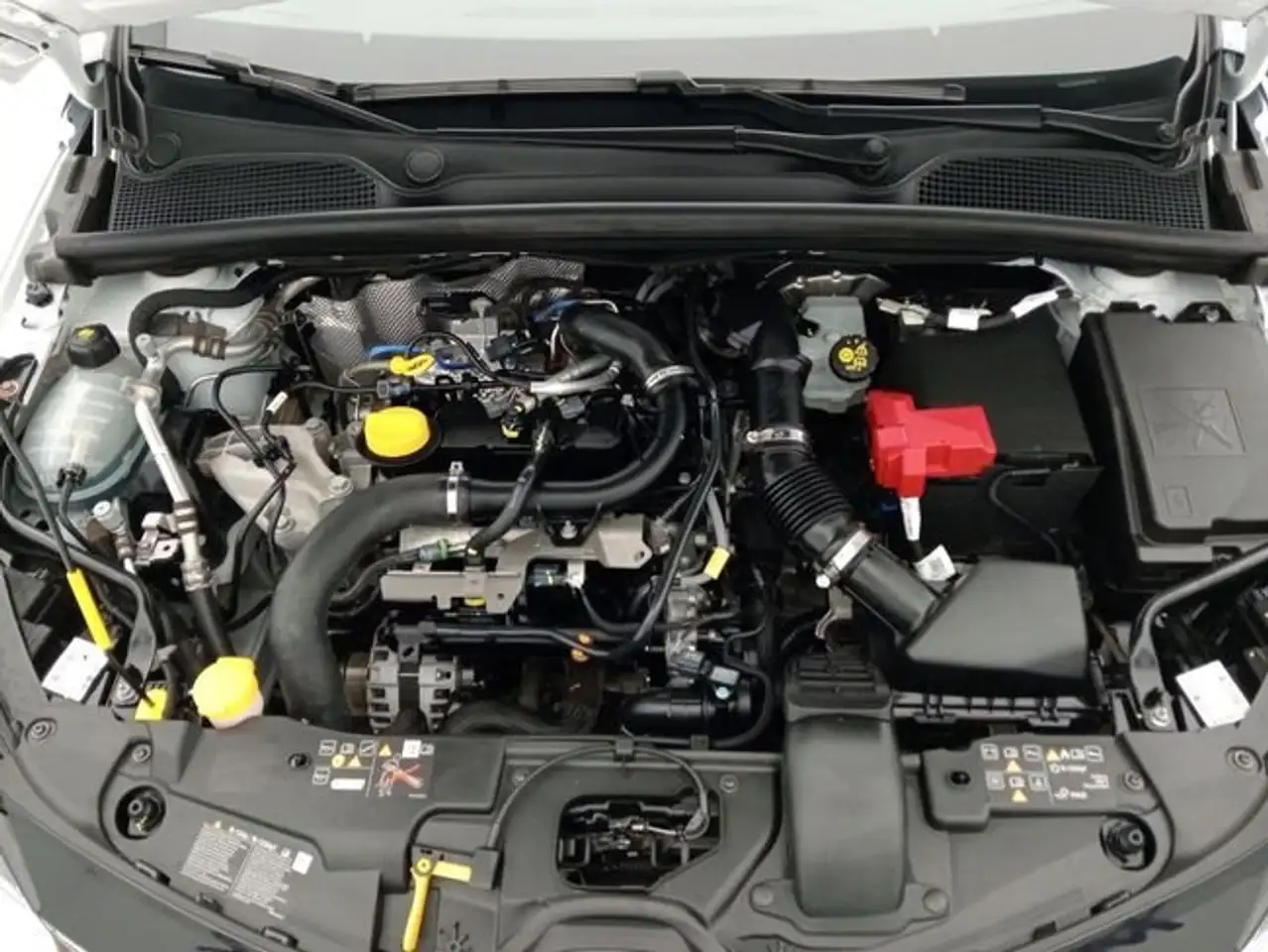 Renault Clio Evolution TCe 90 (67kw) — Vehicle gallery 25