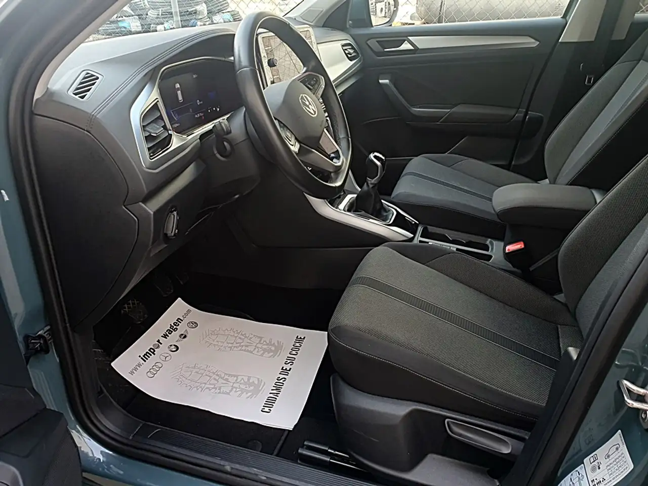 Volkswagen T-Roc 1.5 TSI Life 110KW — معرض صور السيارة 10