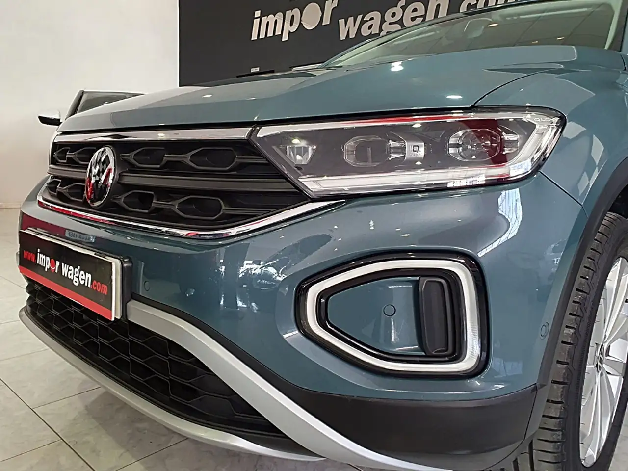 Volkswagen T-Roc 1.5 TSI Life 110KW — معرض صور السيارة 4