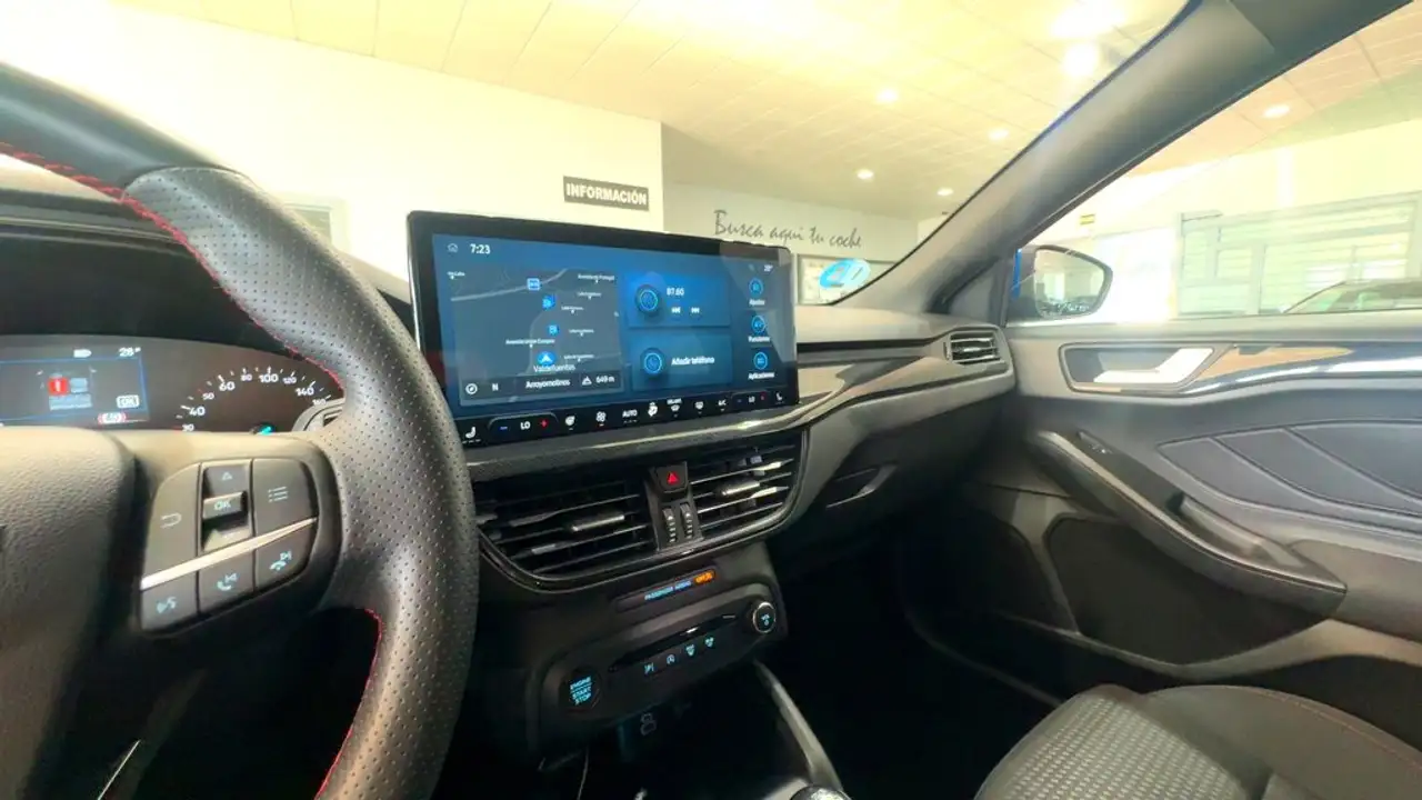 Ford Focus STLine 1.0T EcoBoost mHEV 92kW 125CV — Galería del vehículo 15